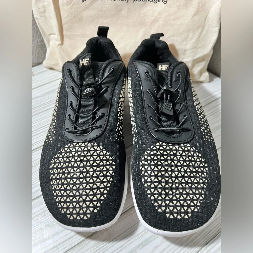 Hike Footwear Cloud Ergonomic Support Barefoot sneaker shoe black men size 7-7.5